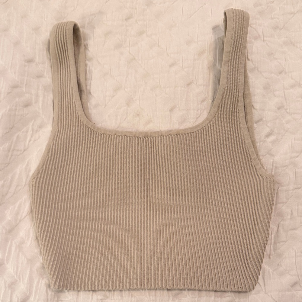 Babaton Ribbed Cream Top